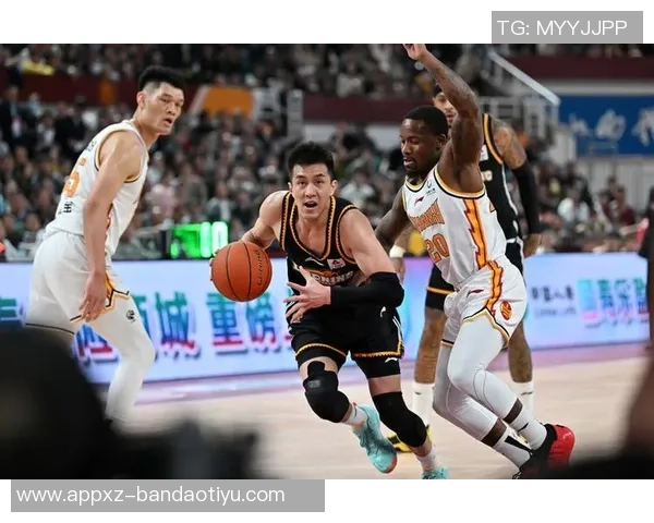 CBA常规赛第8轮最佳阵容揭晓阿不都萨林杰领衔五大球星表现出色